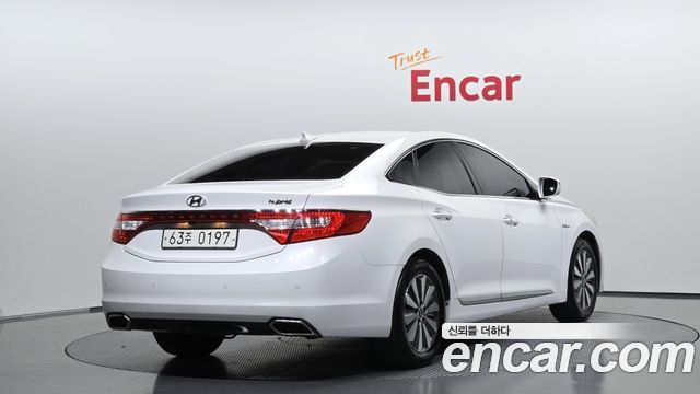 Hyundai Grandeur Premium — пробег 210 321 км — фото 2 из 5