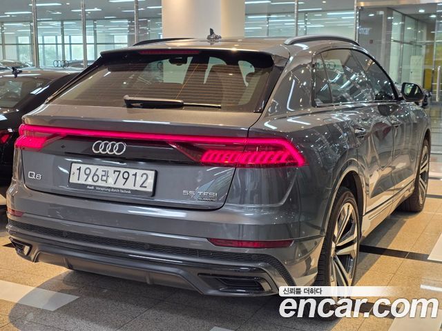 Audi Q8 55 TFSI Quattro Premium — пробег 41 356 км — фото 2 из 5