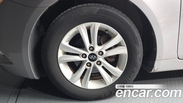 Hyundai Sonata Grand — пробег 121 211 км — фото 5 из 5