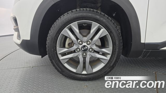 Kia Seltos из Кореи Encar