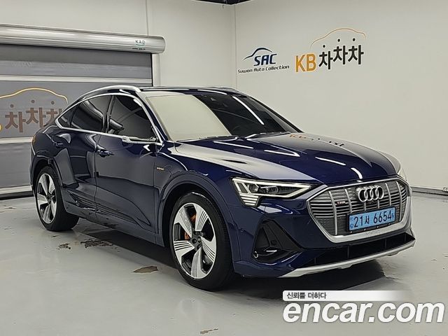 Audi e-tron 55 Quattro Sportback — пробег 64 739 км — фото 4 из 5