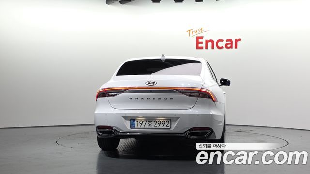 Hyundai Grandeur 2.5 Le Blanc — пробег 100 241 км — фото 4 из 5