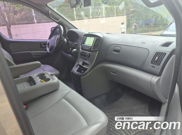 Hyundai Starex Van 3-Seater Smart — пробег 259 000 км — фото 5 из 5