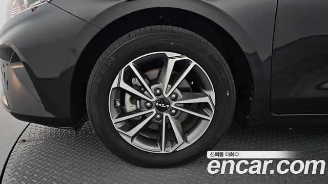 Kia K3 из Кореи Encar