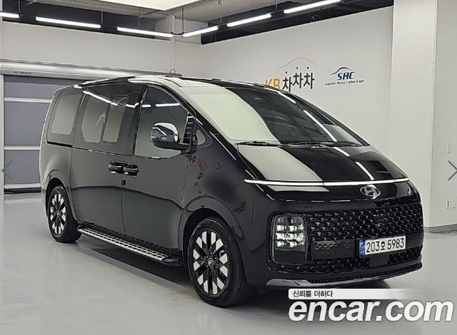 Hyundai Staria HEV 1.6 Lounge 9-Seater Inspiration — пробег 130 593 км — фото 4 из 5
