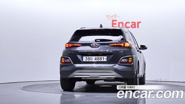 Hyundai Kona из Кореи Encar