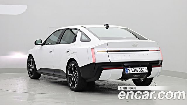 Hyundai AVANTE 2.0 Inspiration — пробег 282 км — фото 4 из 5