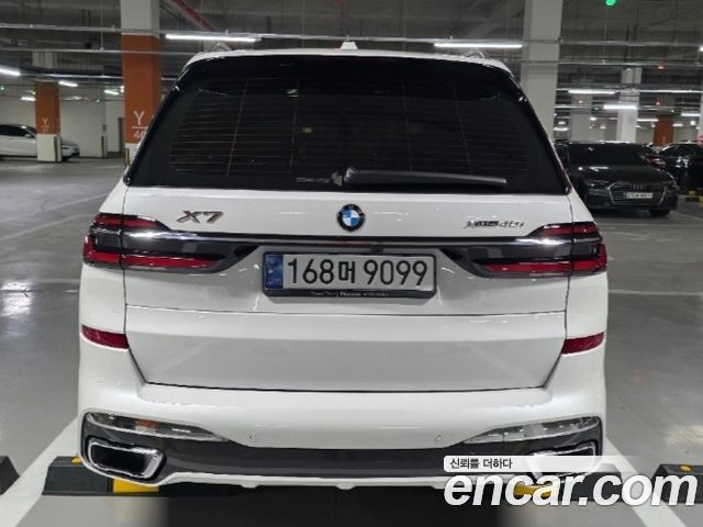 BMW X7 xDrive 40i M Sport 6STR — пробег 15 500 км — фото 3 из 5