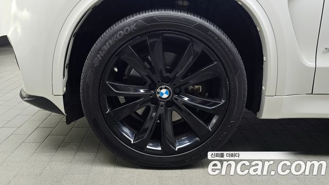 BMW X5 xDrive 40d Black&White Edition — пробег 112 533 км — фото 5 из 5