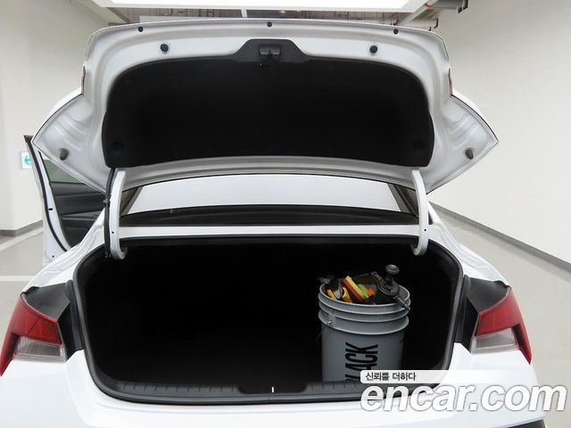 Hyundai AVANTE 1.6 Smart — пробег 87 328 км — фото 5 из 5