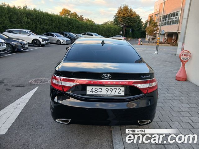 Hyundai Grandeur Premium — пробег 199 990 км — фото 4 из 5