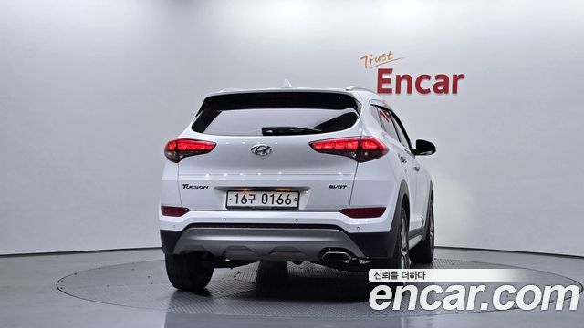 Hyundai Tucson Diesel 1.7 2WD Modern Fever — пробег 106 559 км — фото 4 из 5