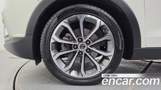 Ssangyong TIBOLI из Кореи Encar