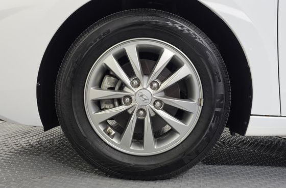 Hyundai AVANTE 1.6 Smart — пробег 11 917 км — фото 5 из 5