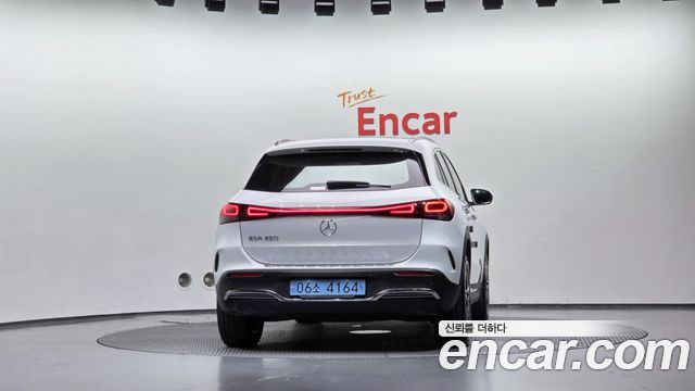 Mercedes-Benz EQA из Кореи Encar