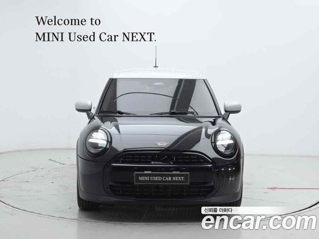 Mini Cooper 5Door Classic — пробег 85 км — фото 3 из 5