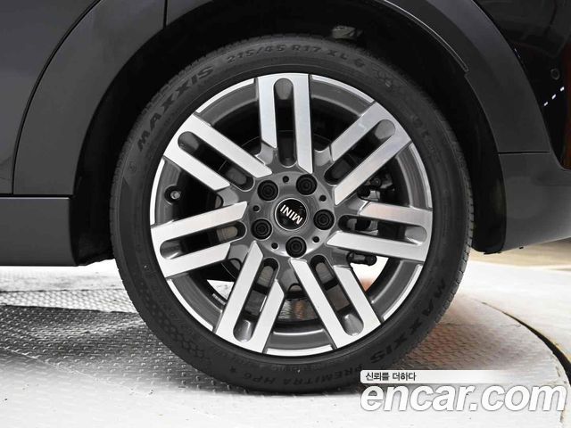Mini Cooper 5Door Classic — пробег 85 км — фото 5 из 5