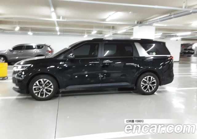Kia Carnival Diesel 9-Seater Prestige — пробег 131 558 км — фото 2 из 5