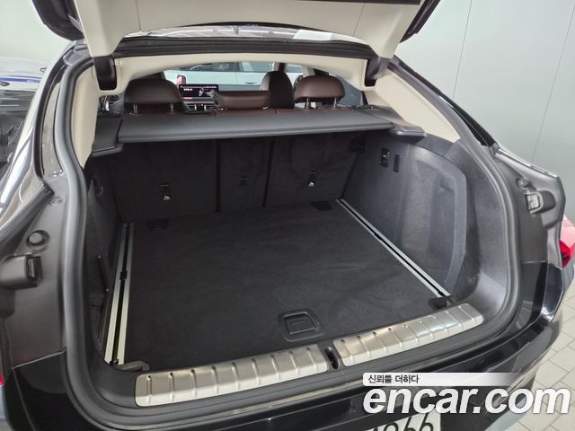 BMW X4 xDrive20i xLine — пробег 38 876 км — фото 4 из 5