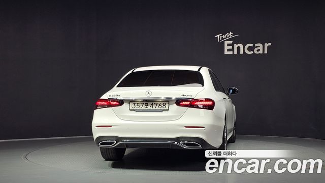 Mercedes-Benz E-Class из Кореи Encar