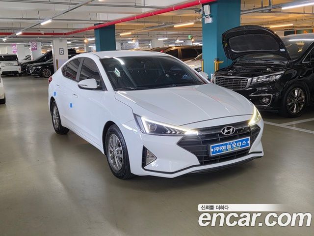 Hyundai AVANTE 1.6 Style — пробег 128 000 км — фото 3 из 5