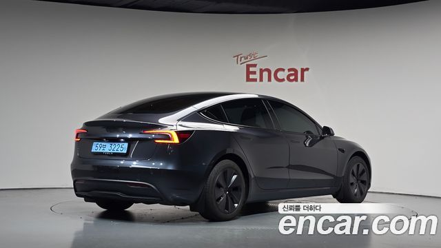 Tesla Model 3 RWD — пробег 16 339 км — фото 2 из 5