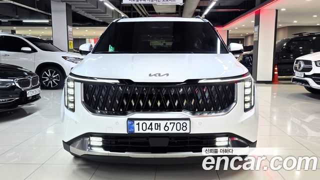 Kia Carnival HEV 9seater Signature — пробег 9 262 км — фото 1 из 5