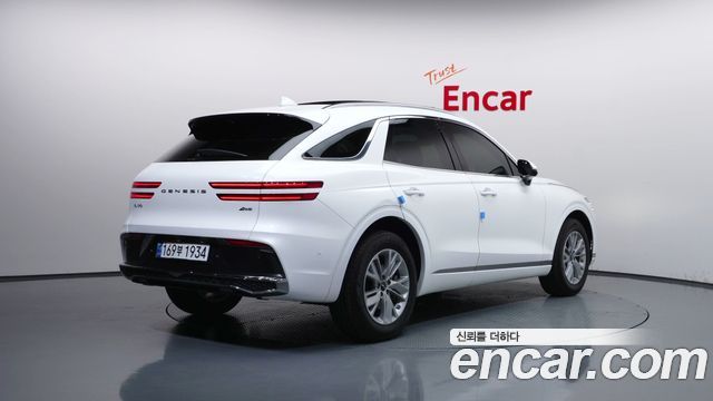 Genesis GV70 2.5T Gasoline AWD — пробег 12 130 км — фото 2 из 5