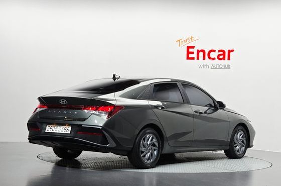 Hyundai AVANTE Modern — пробег 14 819 км — фото 2 из 5