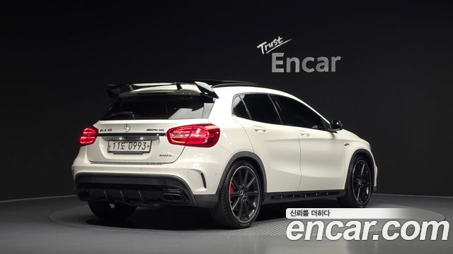 Mercedes-Benz GLA-Class GLA45 AMG 4MATIC — пробег 124 799 км — фото 2 из 5