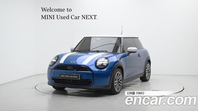 Mini Cooper Classic — пробег 30 км — фото 1 из 5