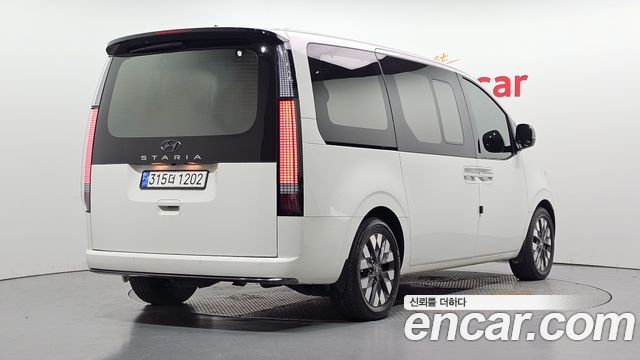 Hyundai Staria из Кореи Encar