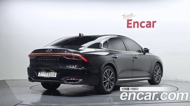 Hyundai Grandeur из Кореи Encar